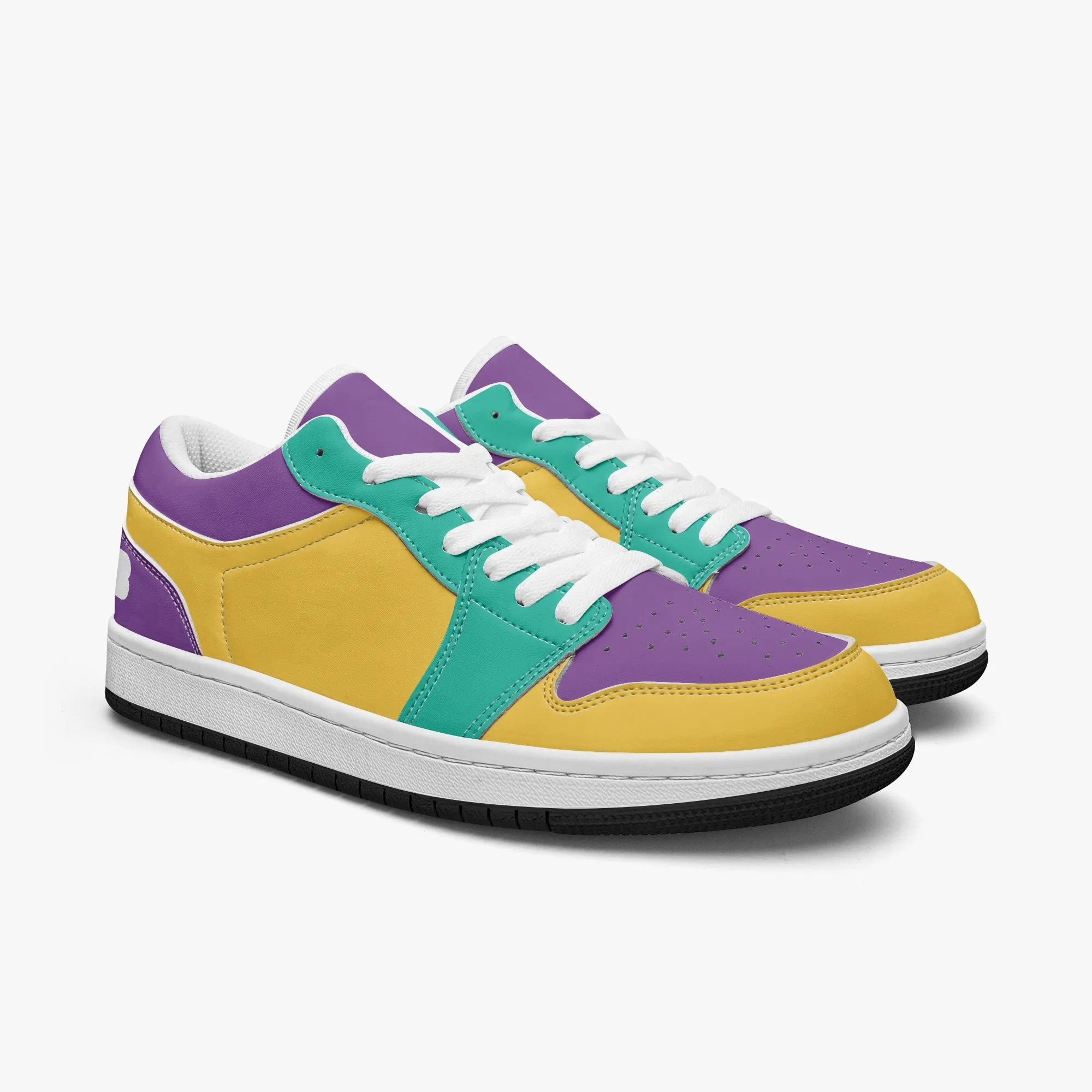 213 Women Low-Top Basketball Shoes by Niche Era