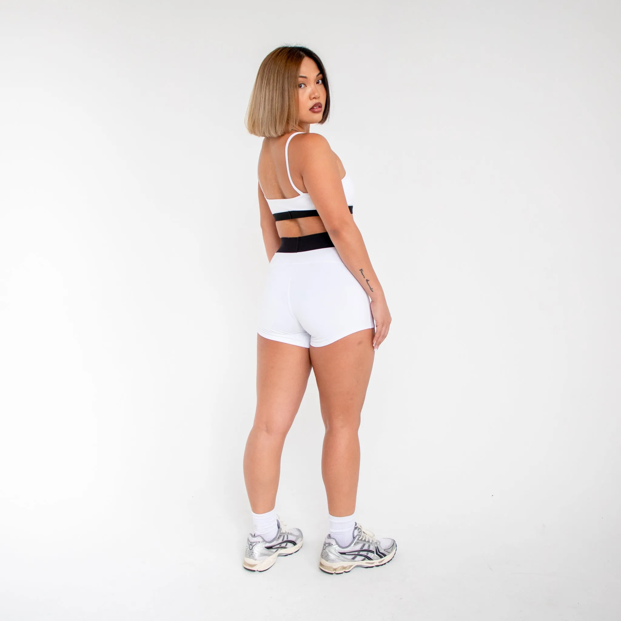 4005BD - Women's Banded Sports Bra