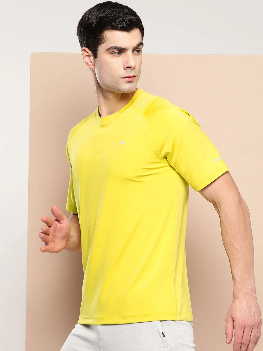 Alcis Men Typography Printed Dry Tech Slim Fit T-shirt