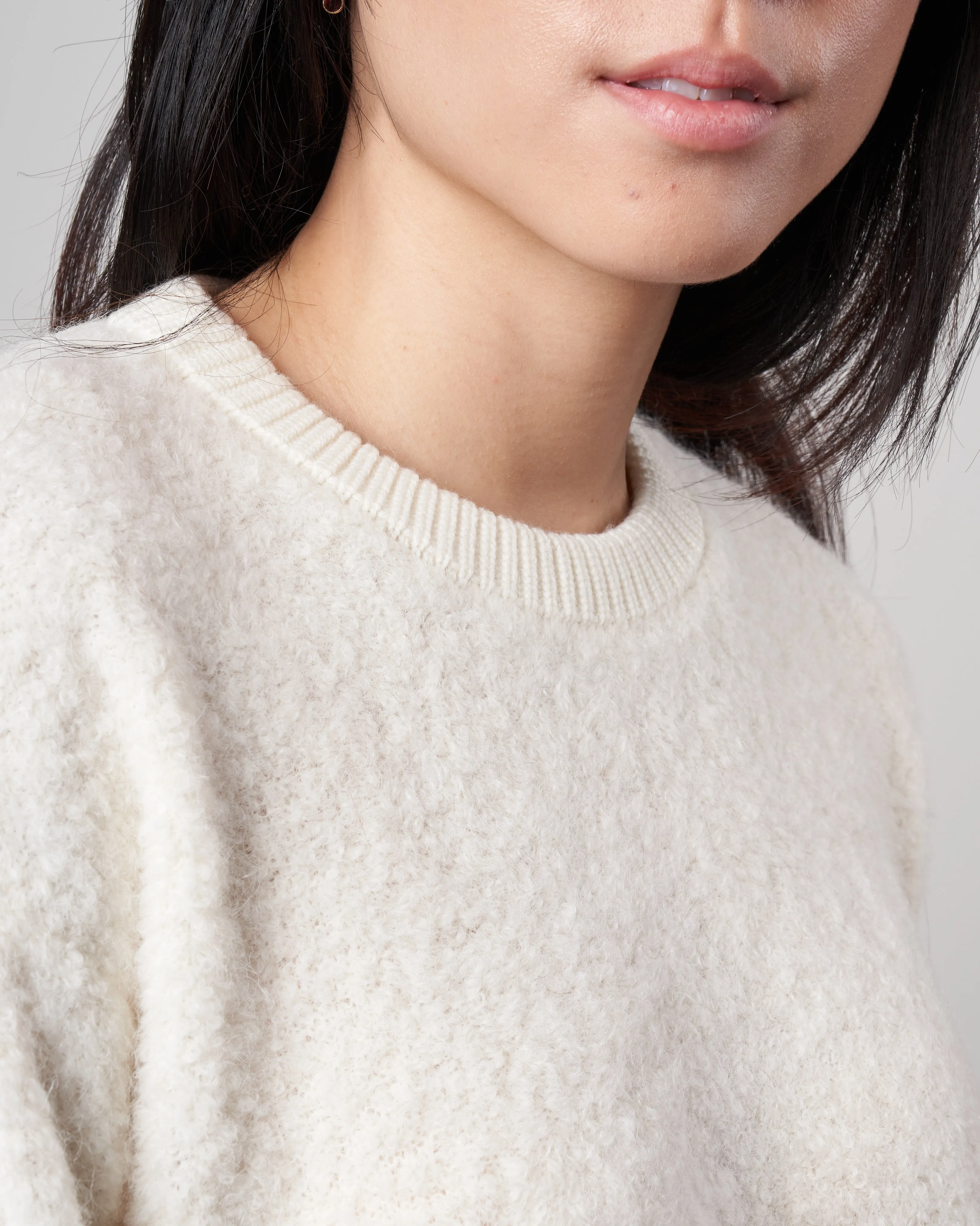 alpaca simple crew neck sweater - white