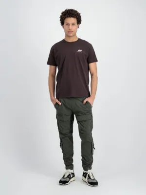 Alpha Industries Basic T-Shirt Small Logo - hunter brown