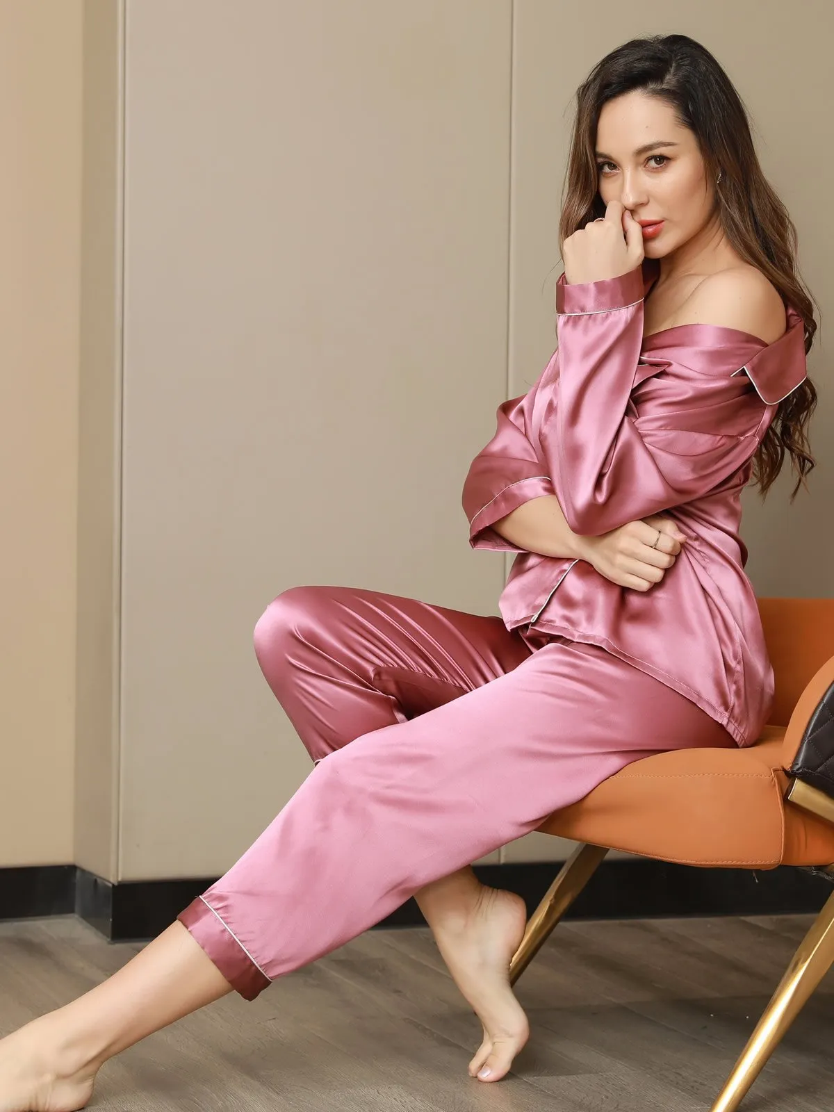 Audrina - Premium Mulberry Relaxation Woman's Pajama Set
