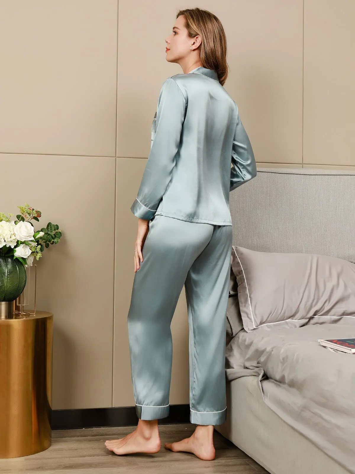 Audrina - Premium Mulberry Relaxation Woman's Pajama Set