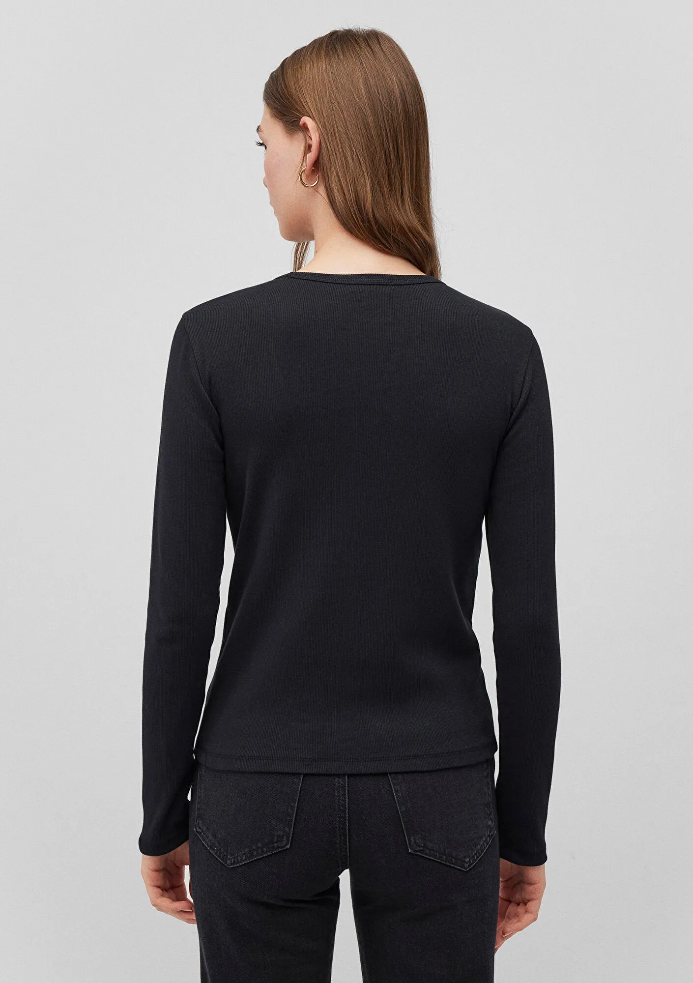 Black Basic T-shirt