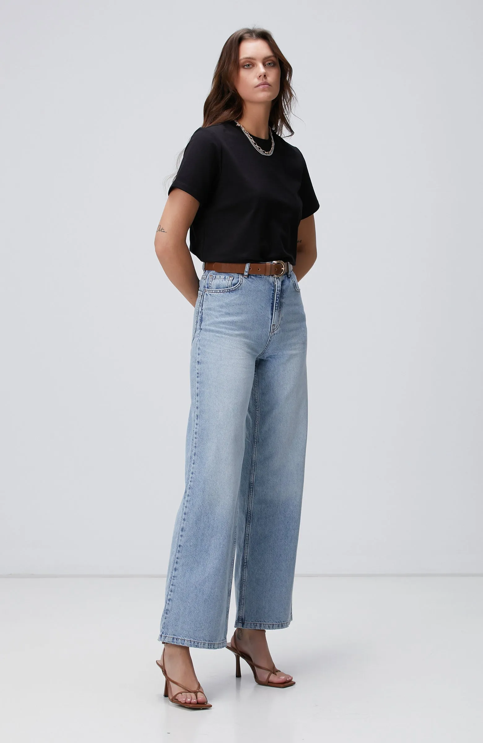 Black Basic T-Shirt