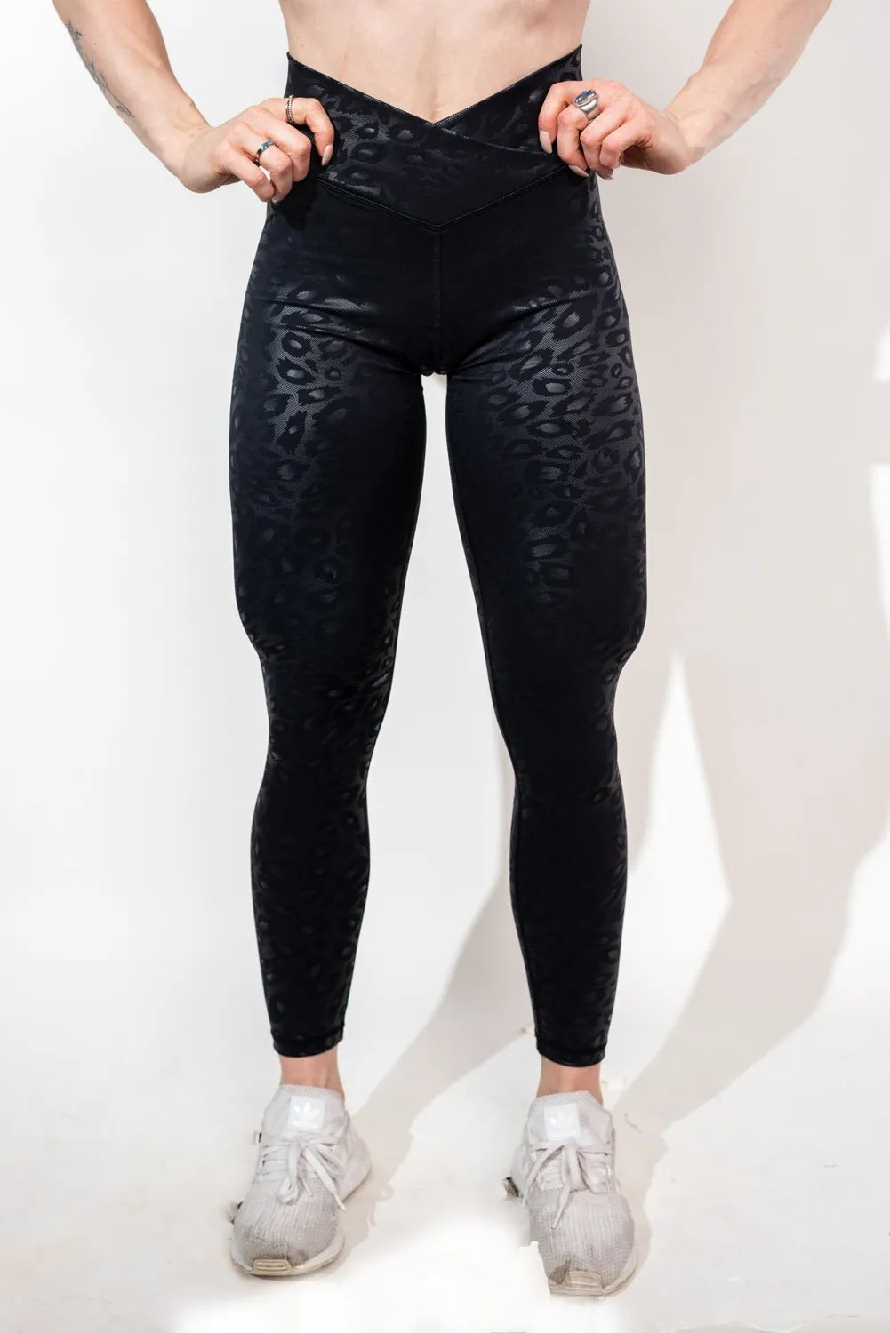 BLACK CHEETAH SCRUNCH LEGGINGS