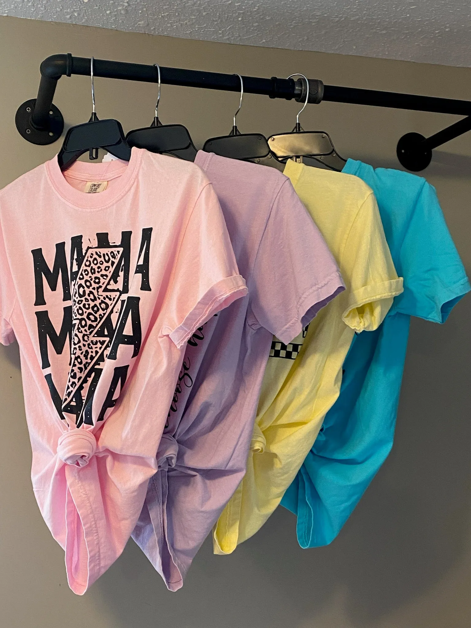 BLOSSOM LIGHTING MAMA TEE