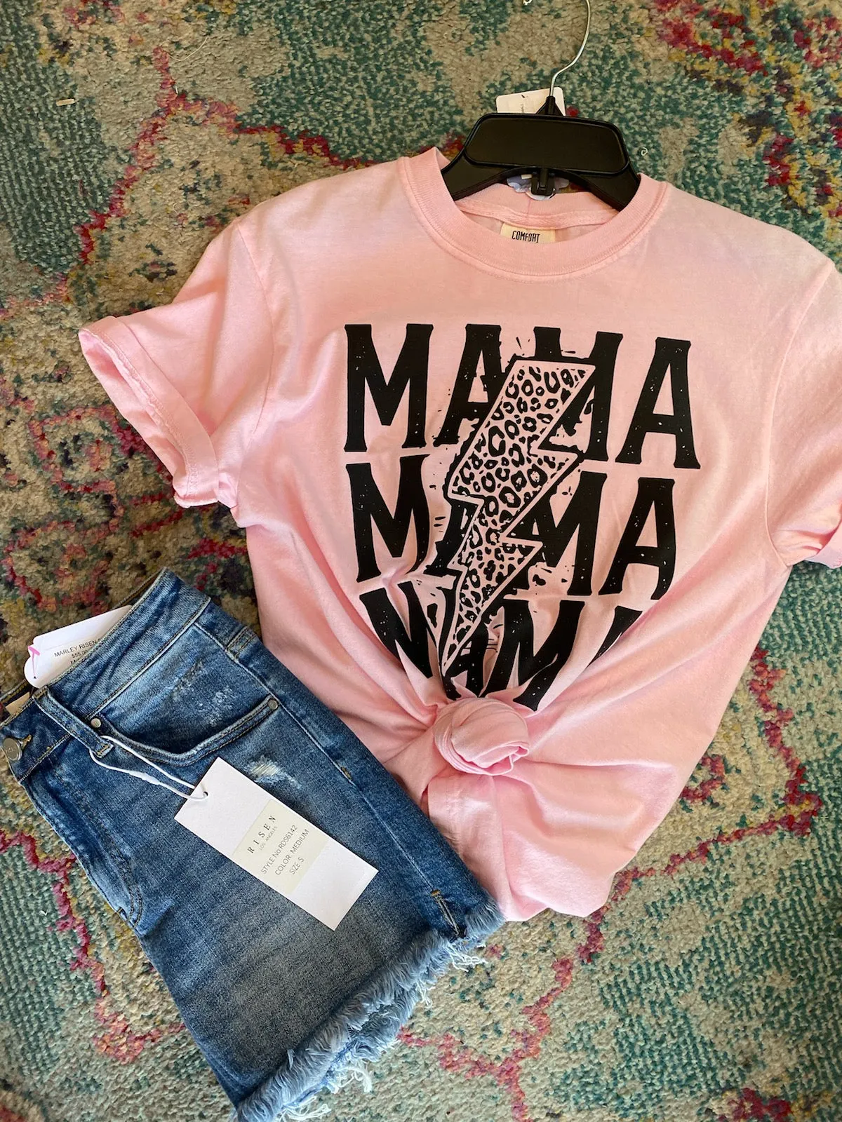 BLOSSOM LIGHTING MAMA TEE
