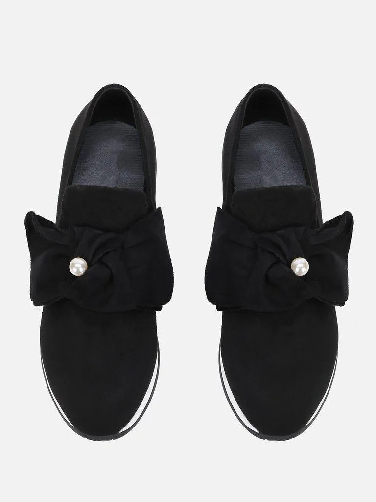 Bow Decorated Low Top Sneakers