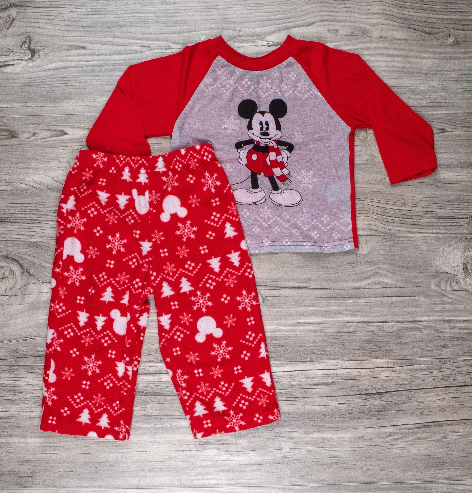 BOY SIZE 2 YEARS - DISNEY, 2 Piece Mickey Mouse Matching Pajama Set EUC B14