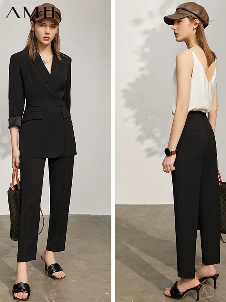 Business Chic Two-Piece Blazer and Pants Set