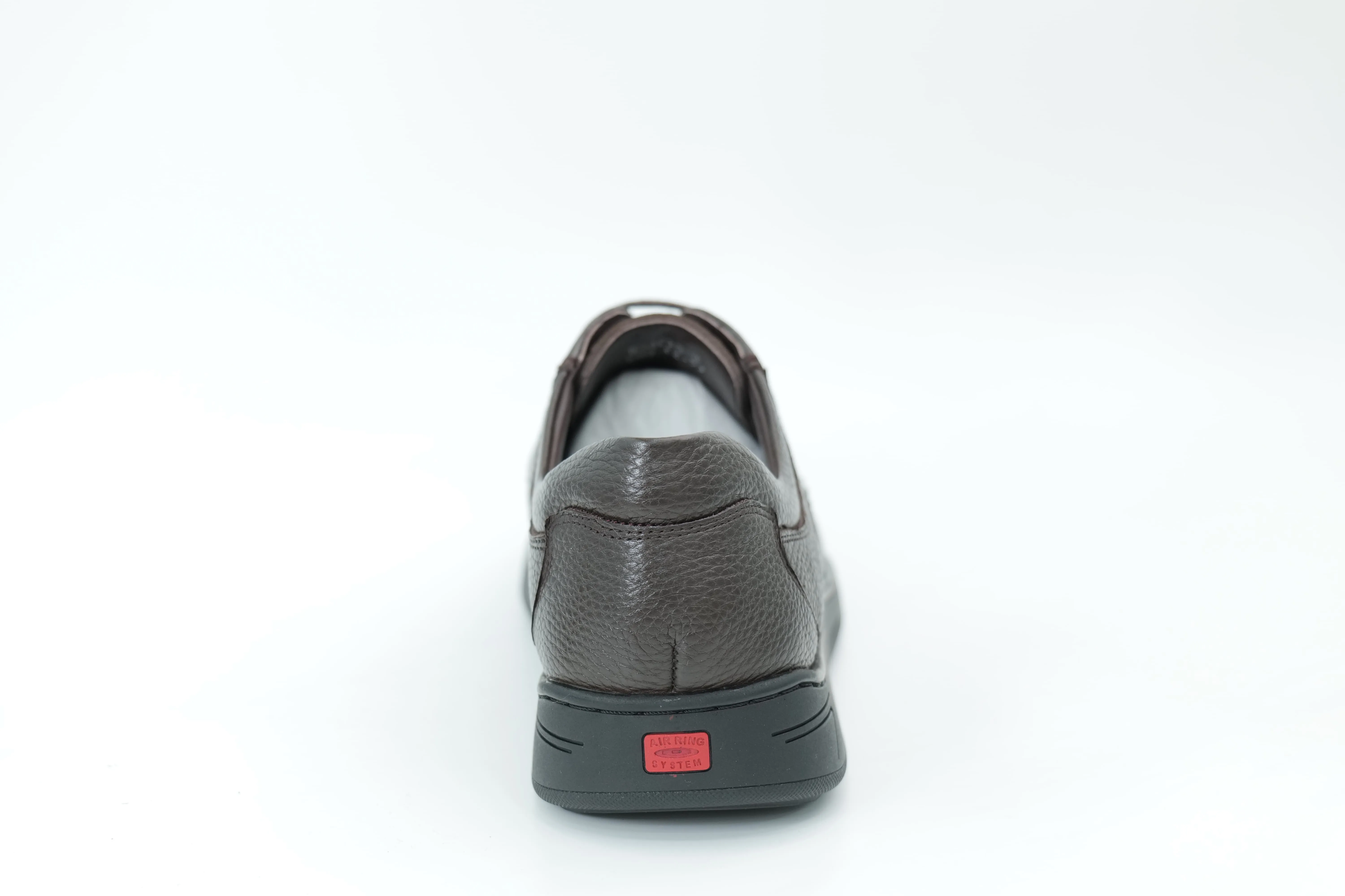 Casual shoes