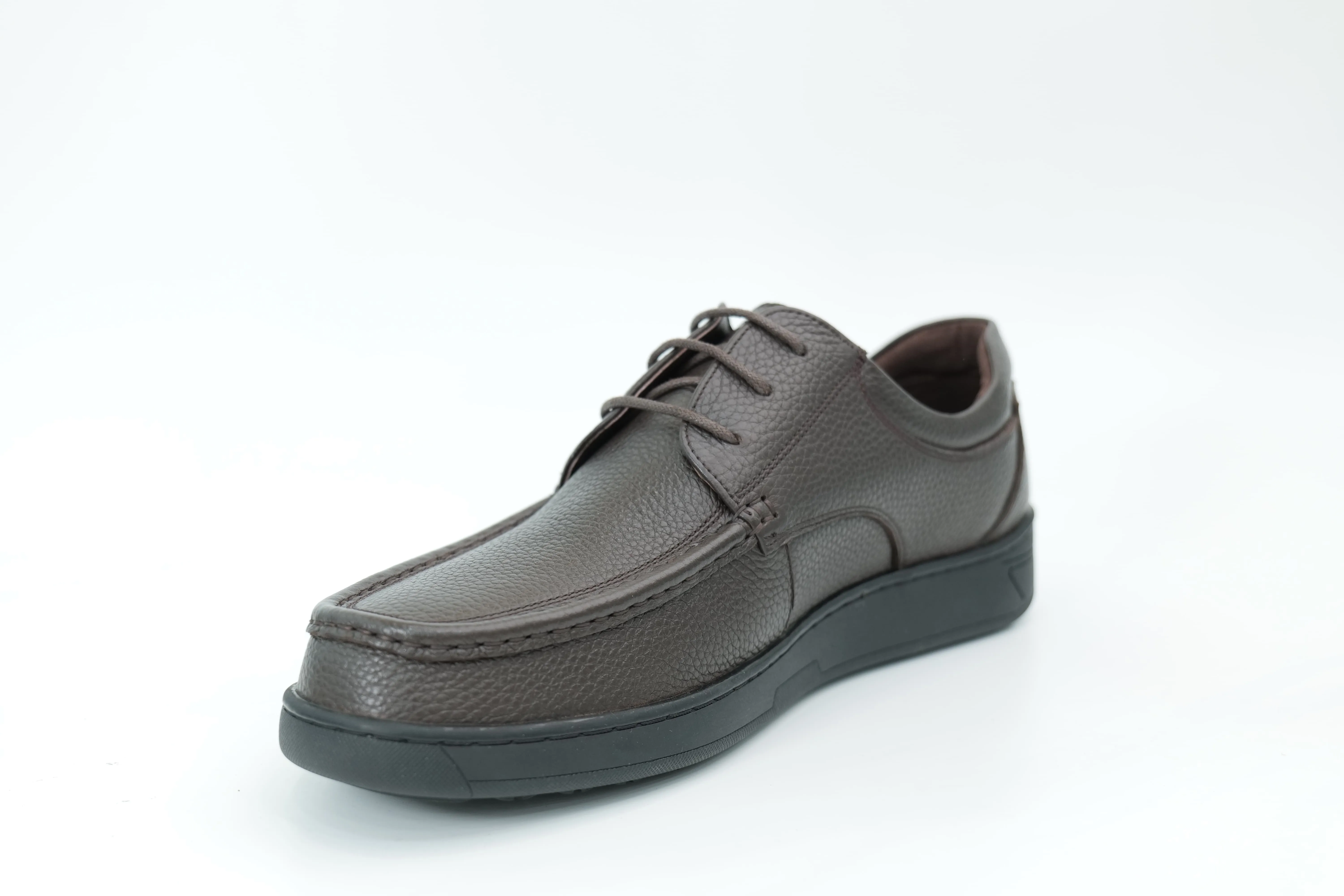 Casual shoes