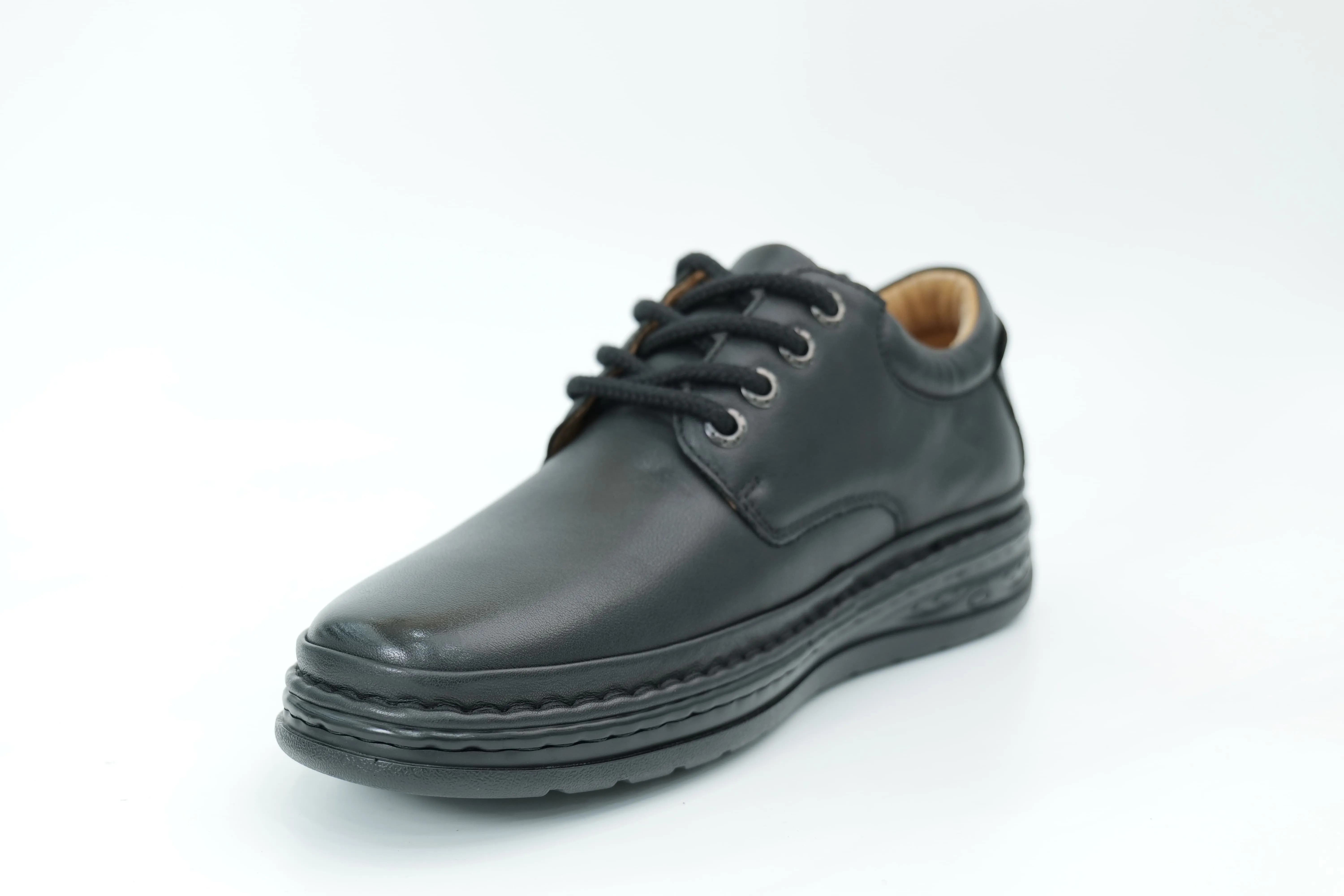 Casual shoes