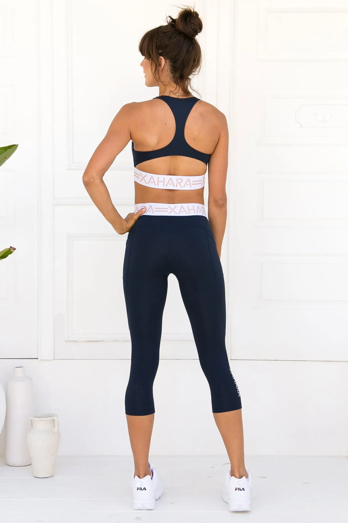 Chloe Sports Bra - Navy