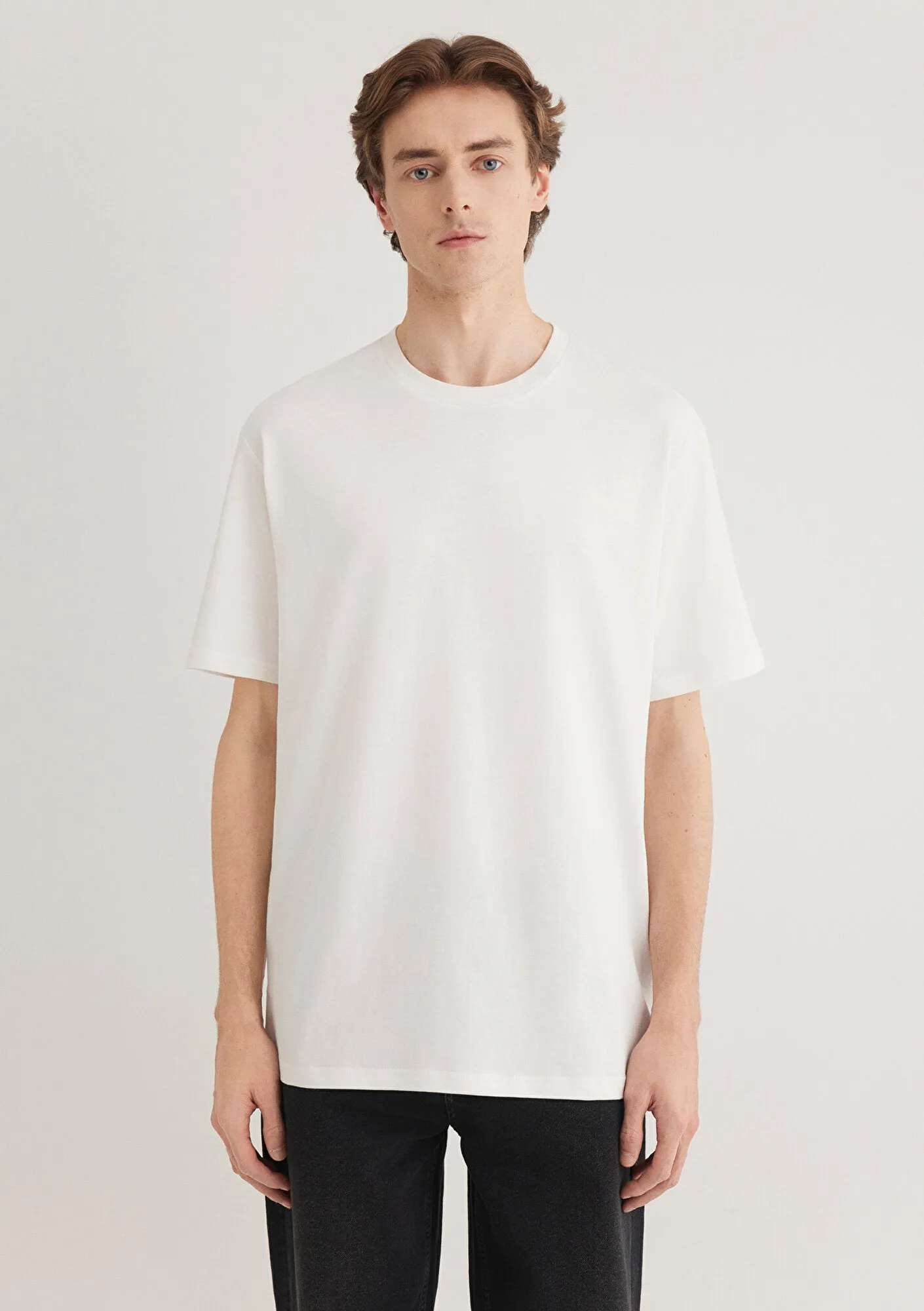 Crew Neck White Basic T-Shirt