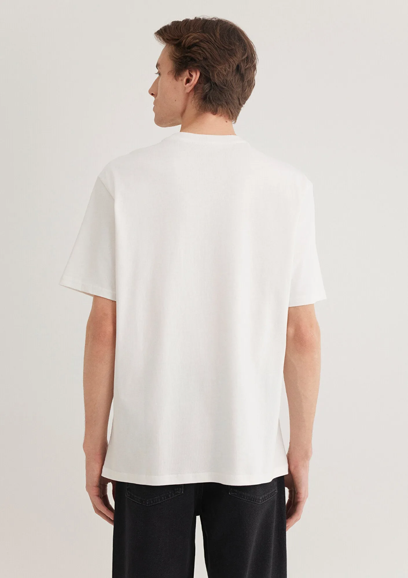 Crew Neck White Basic T-Shirt