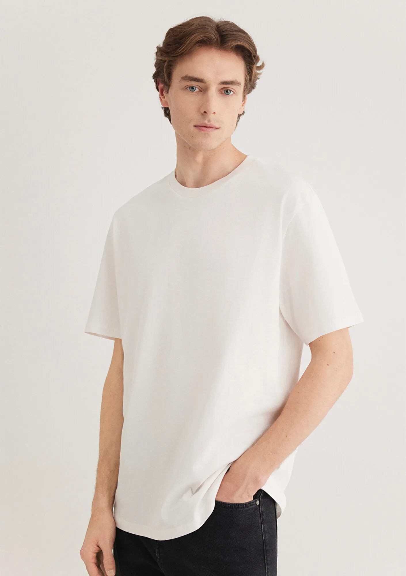 Crew Neck White Basic T-Shirt