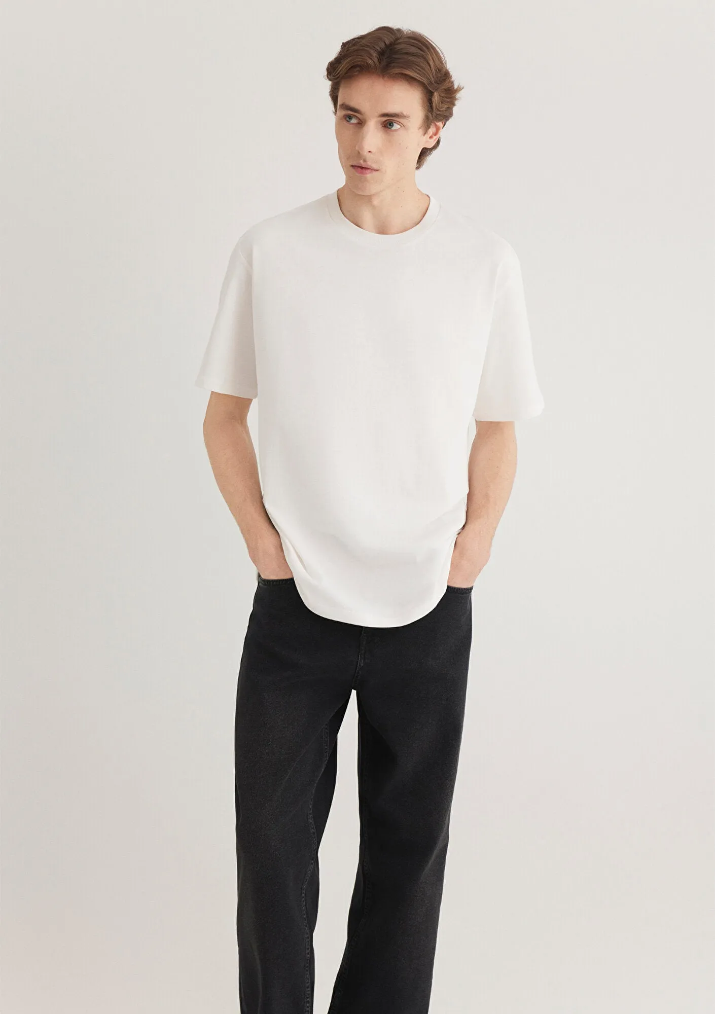 Crew Neck White Basic T-Shirt