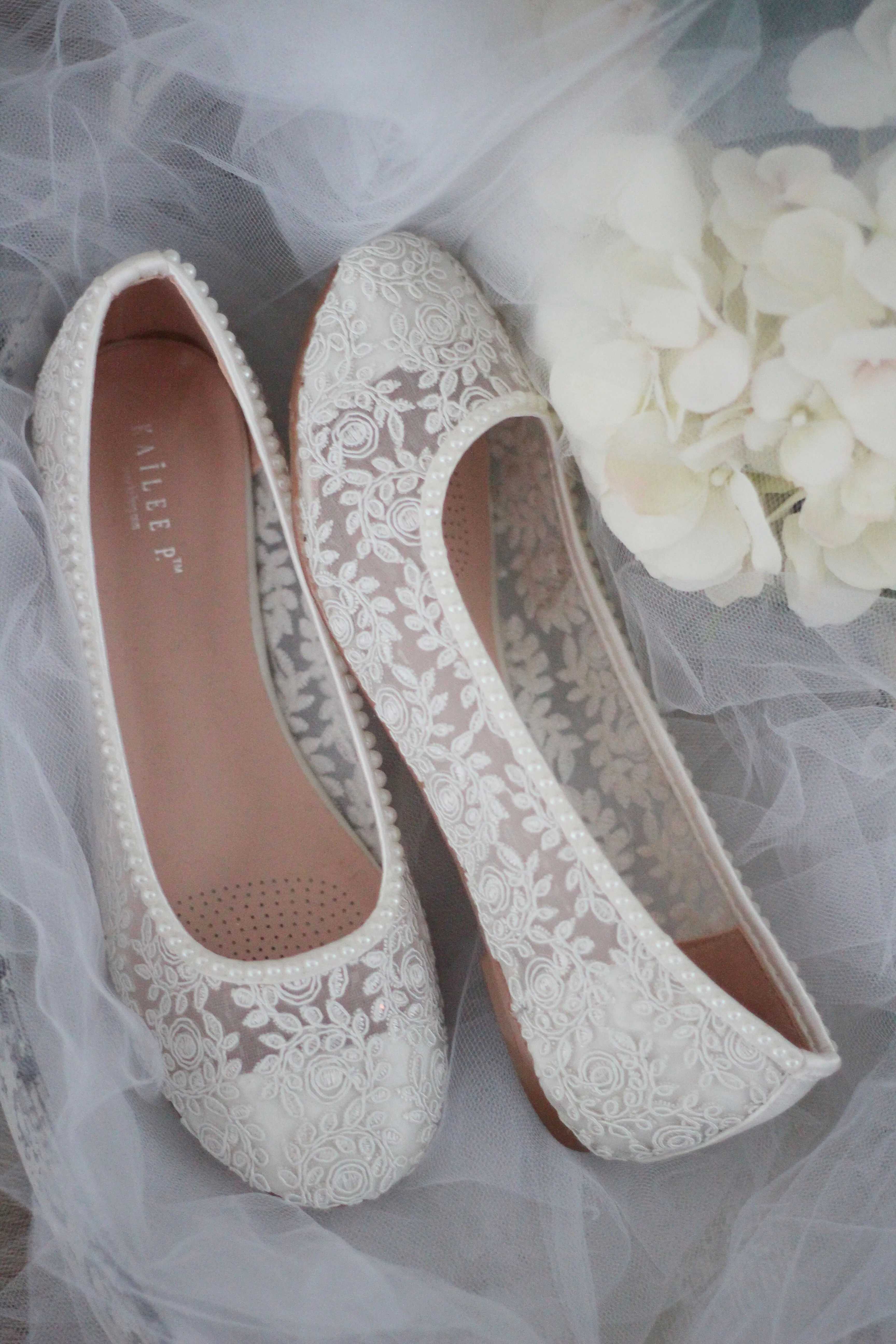 Crochet Lace Round Toe Flats with Mini Pearls