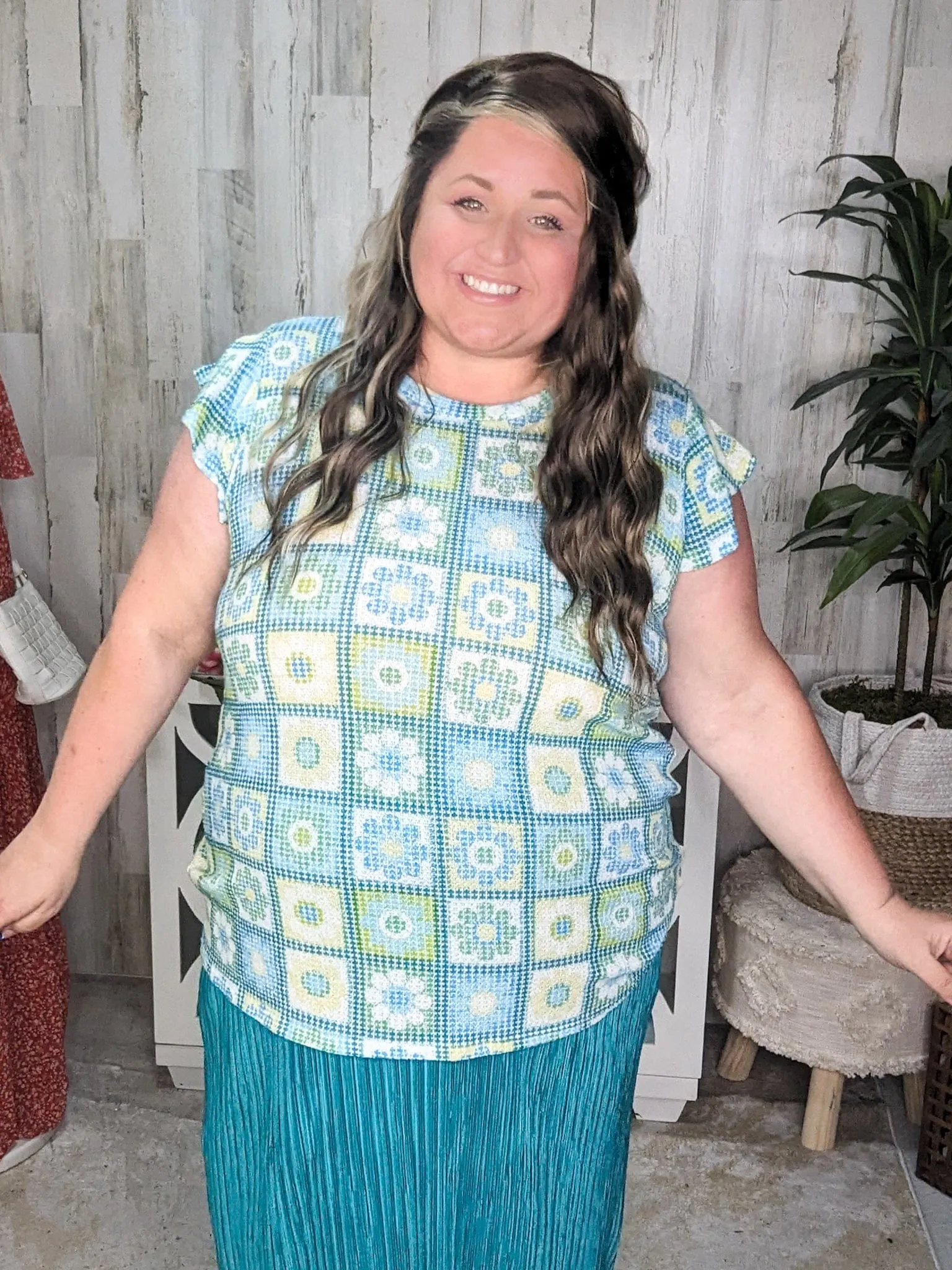 Daisy Flutter Sleeve Top in Granny Square Print (2 colors)