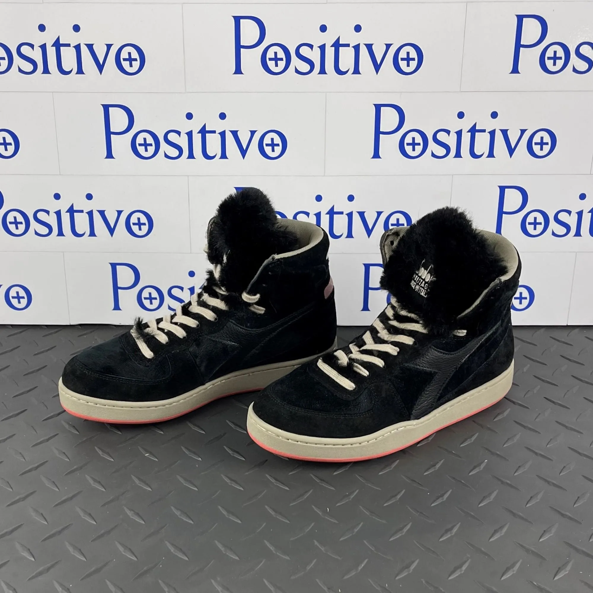 Diadora Womens Black Suede High Top Sneakers