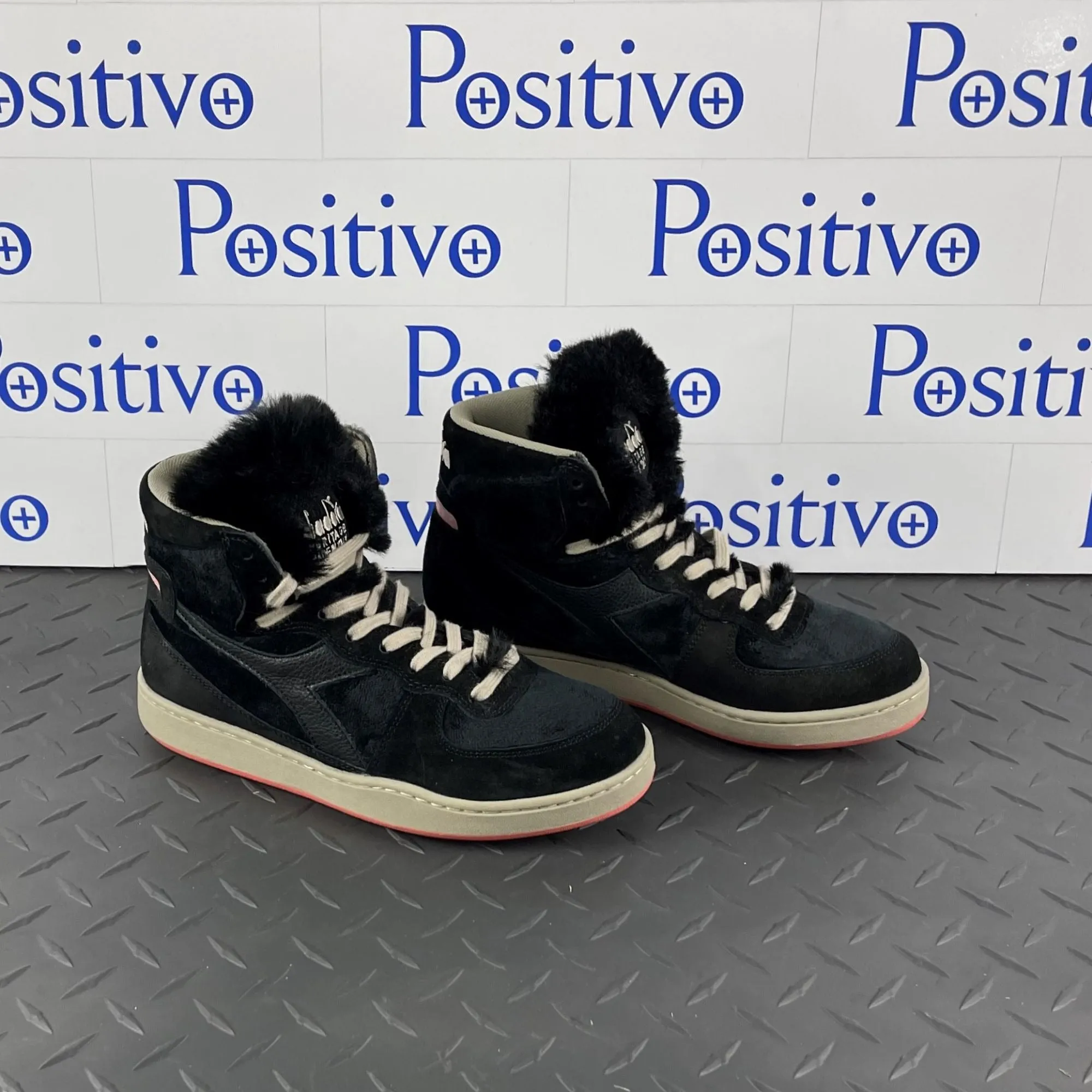 Diadora Womens Black Suede High Top Sneakers