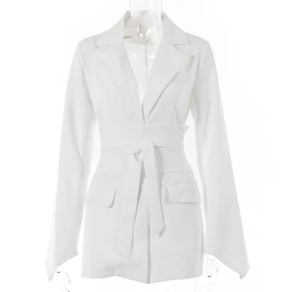Dianne – Elegant Women's Chic Blazer