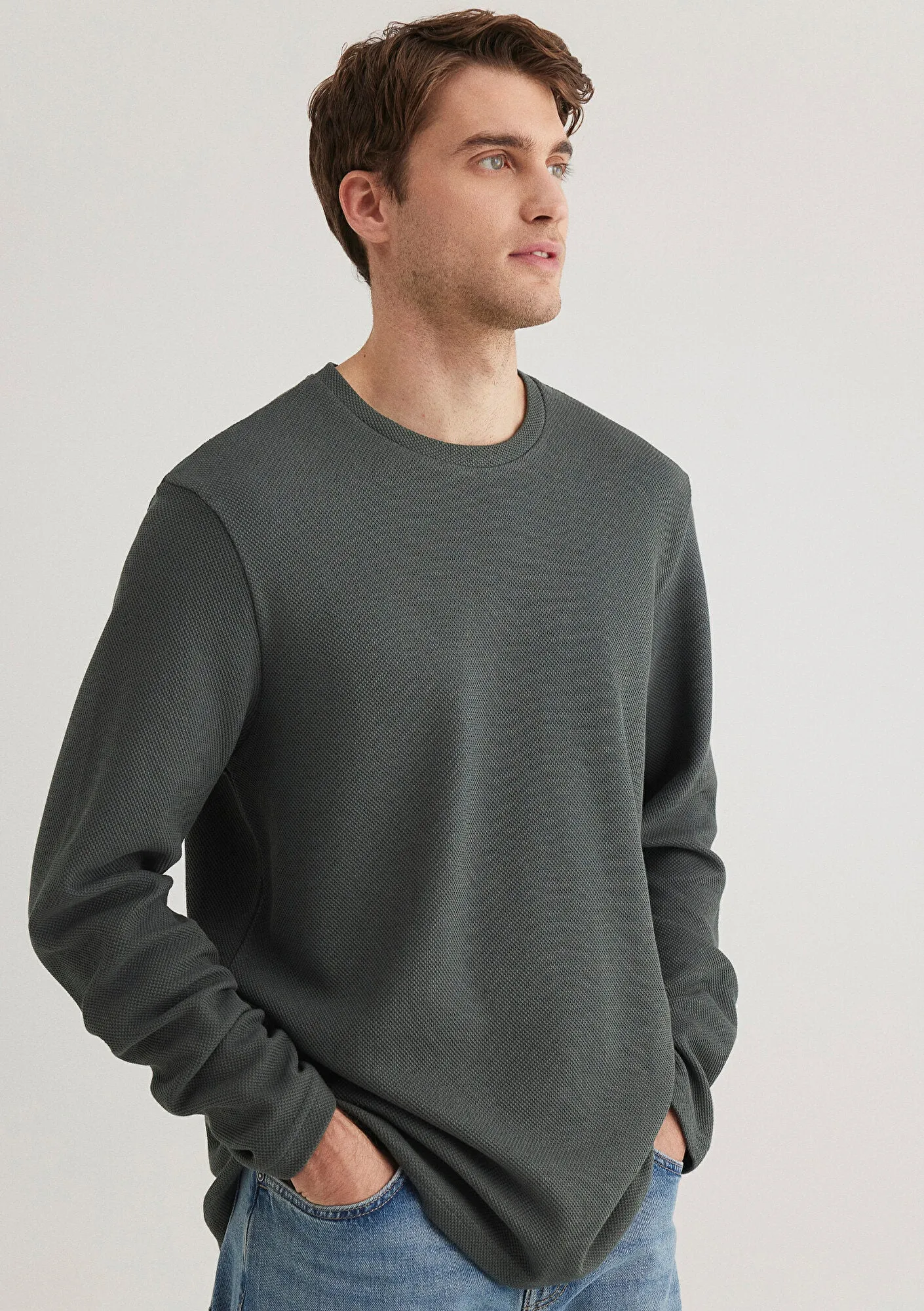 Grey Basic Sweatshirt