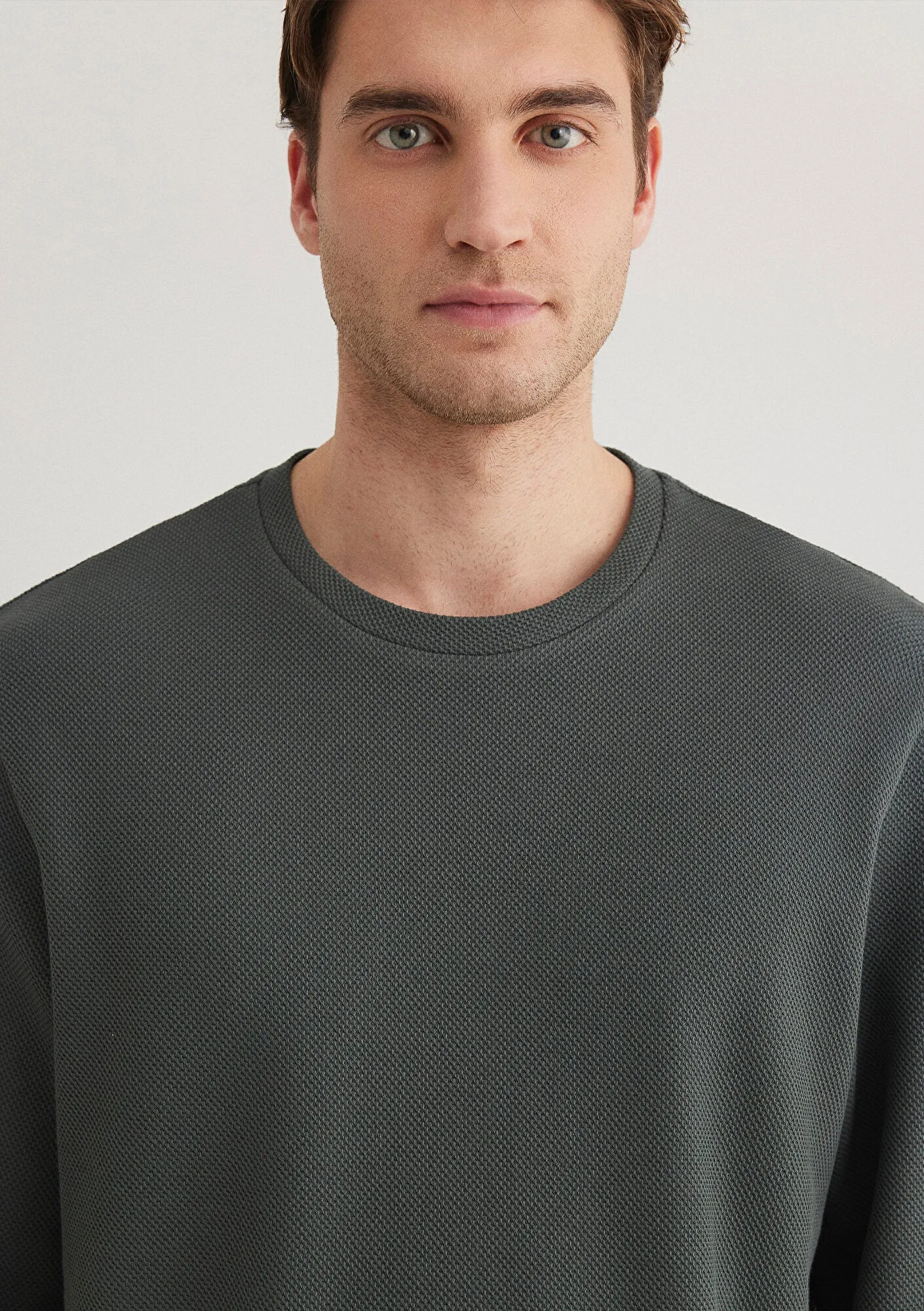 Grey Basic Sweatshirt