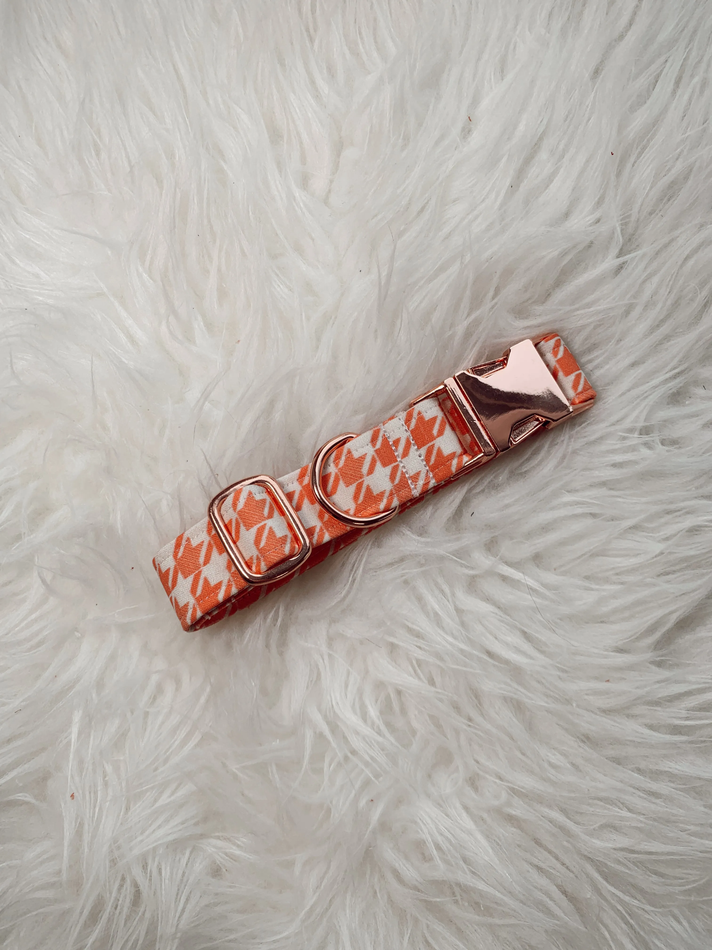 Heart Houndstooth Collar