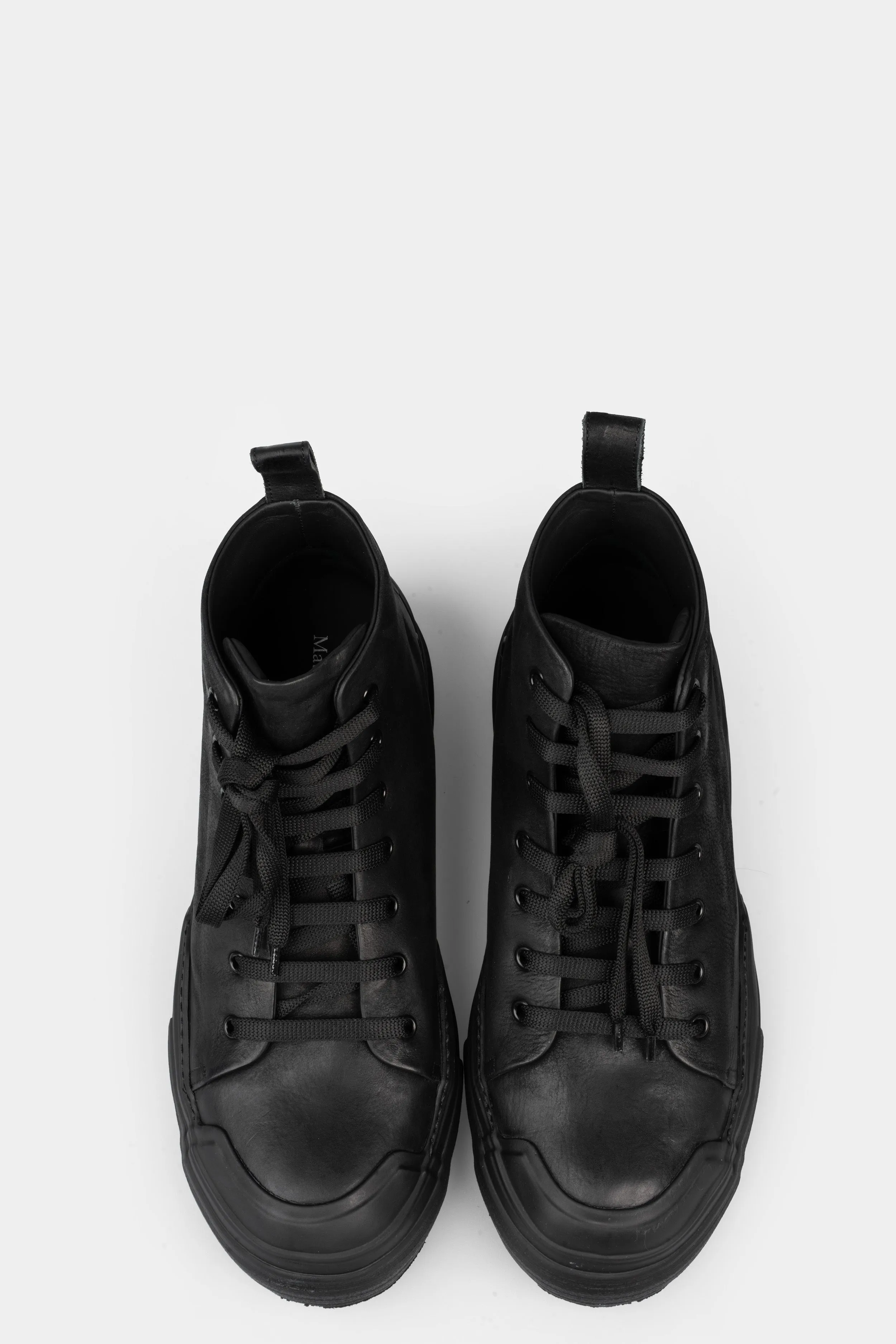 High top laced leather sneakers