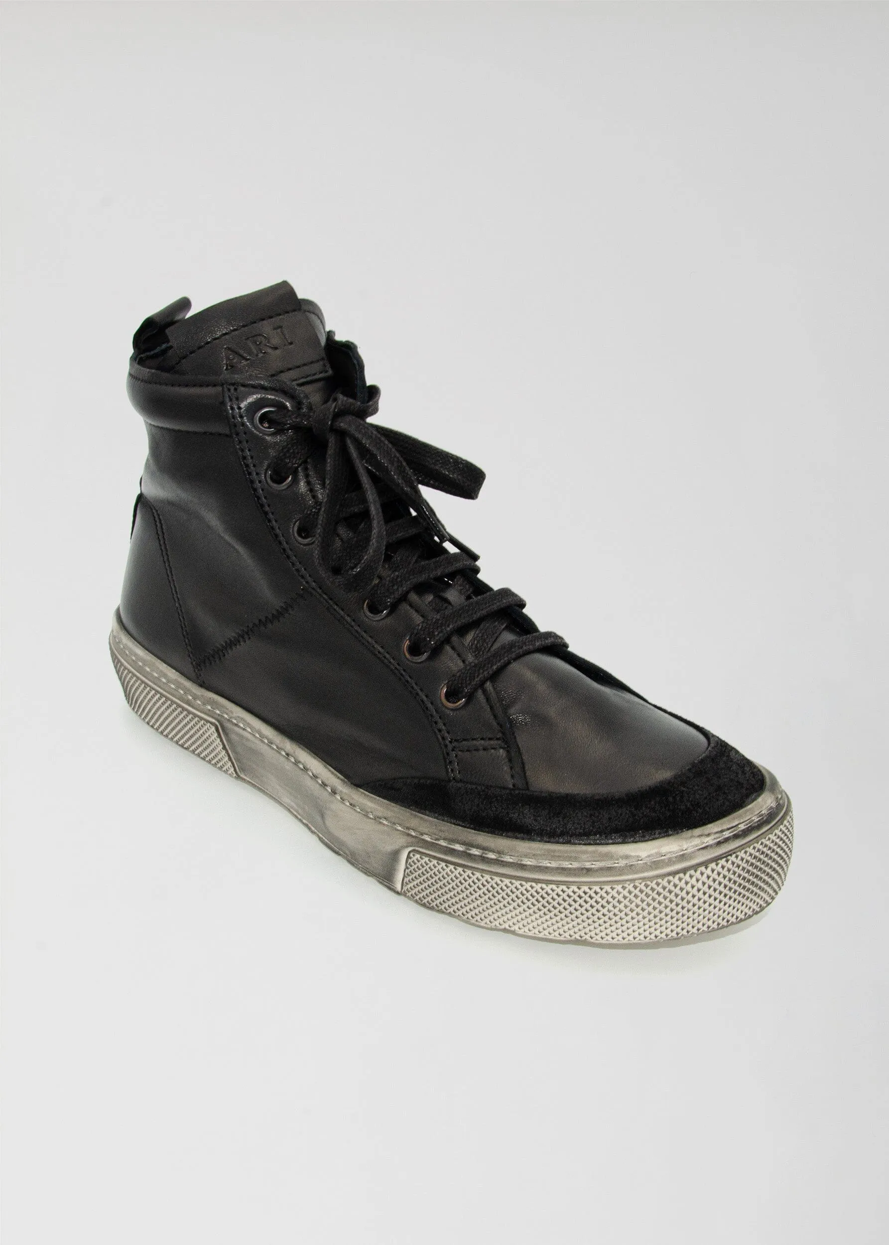 HIGH TOP SNEAKER WITH ZIP/LACE