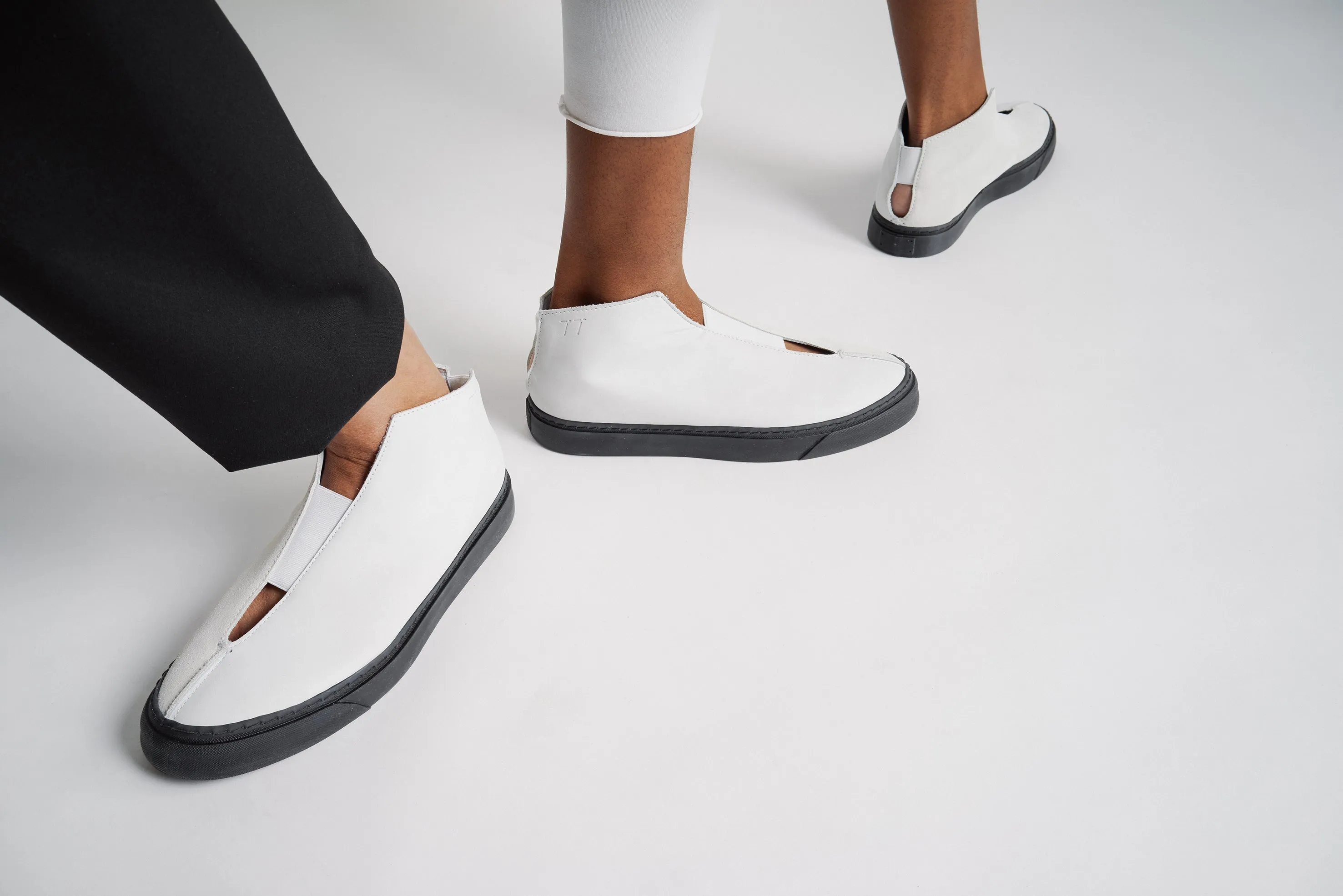 K3 / CHALK / UNISEX LEATHER SNEAKER