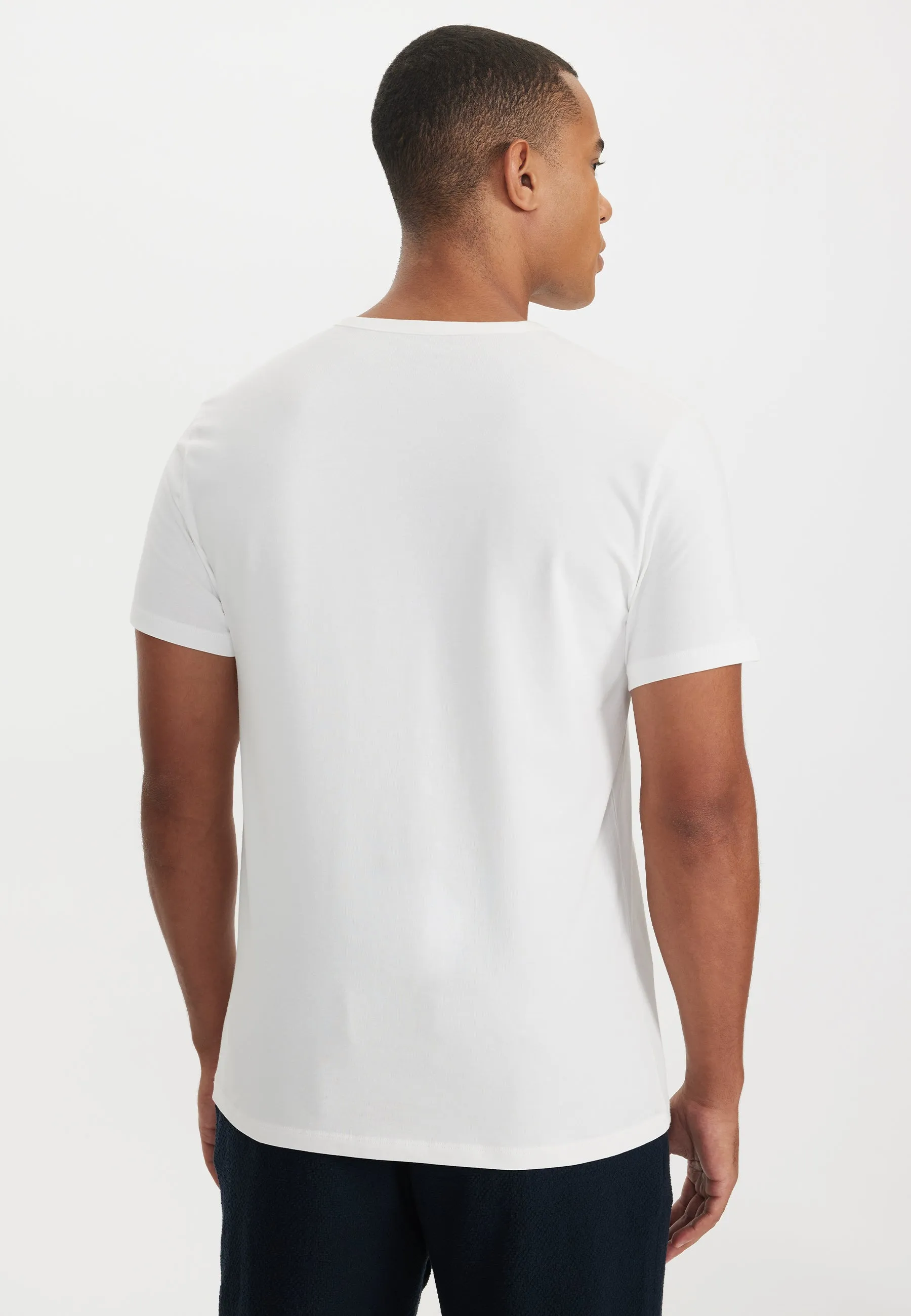 Krem Rengi V-Yaka Regular Fit Pamuk Elastan Karışımlı Basic Erkek T-Shirt THEO