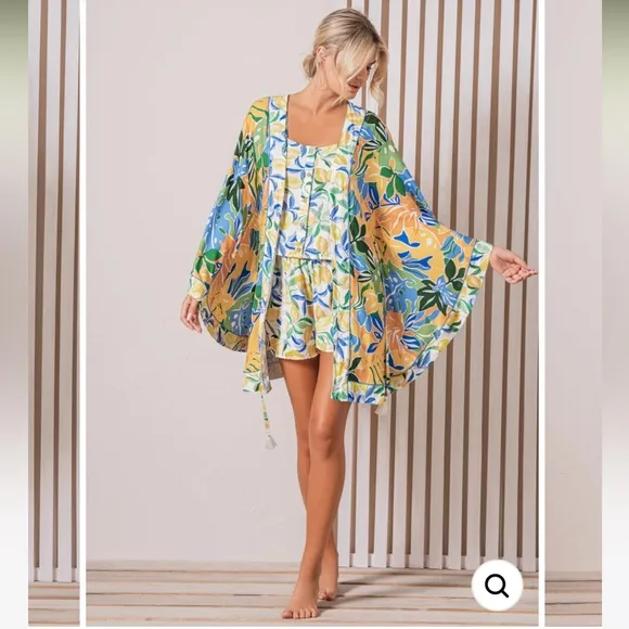 Maaji sleepwear - kimono robe - new
