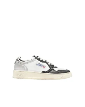 MEDALIST LOW SNEAKERS