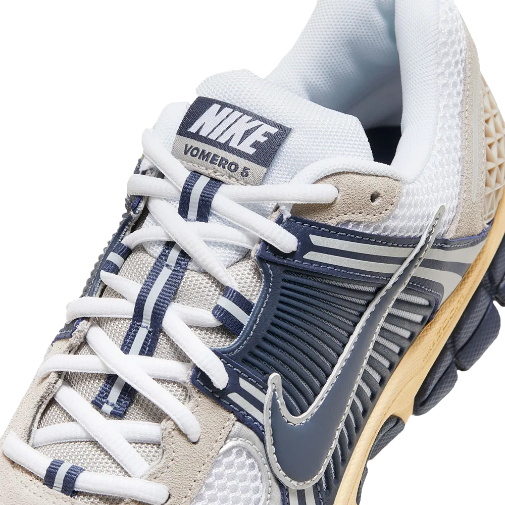 Nike Zoom Vomero 5 Men's Shoes