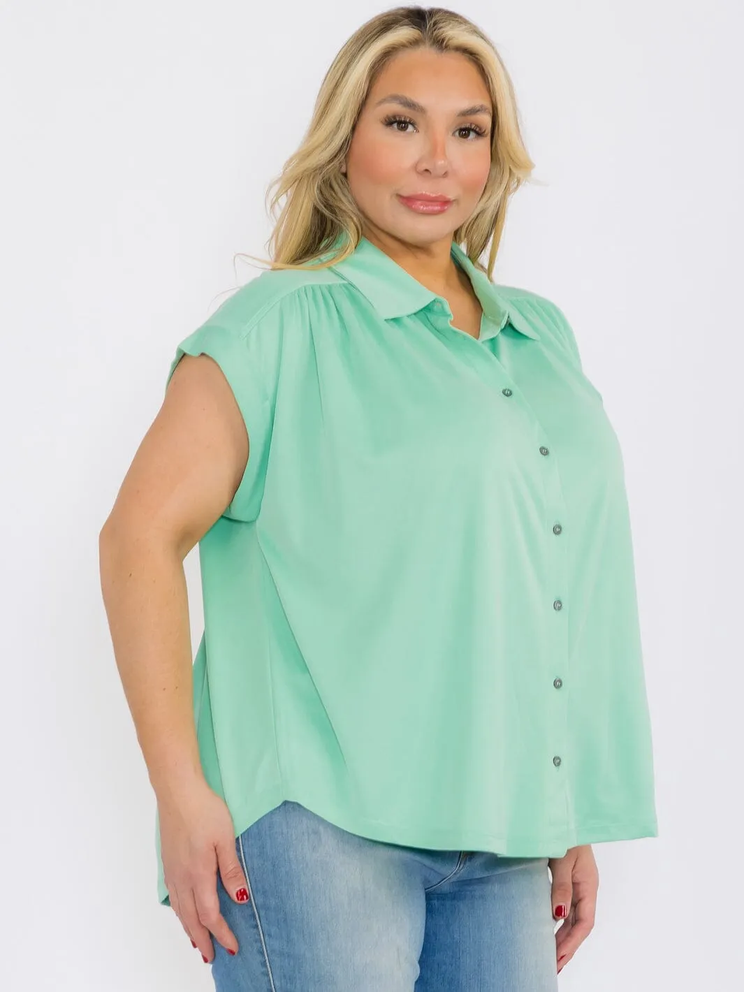 PLUS SIZE SHORT BUTTON UP BLOUSE TOP