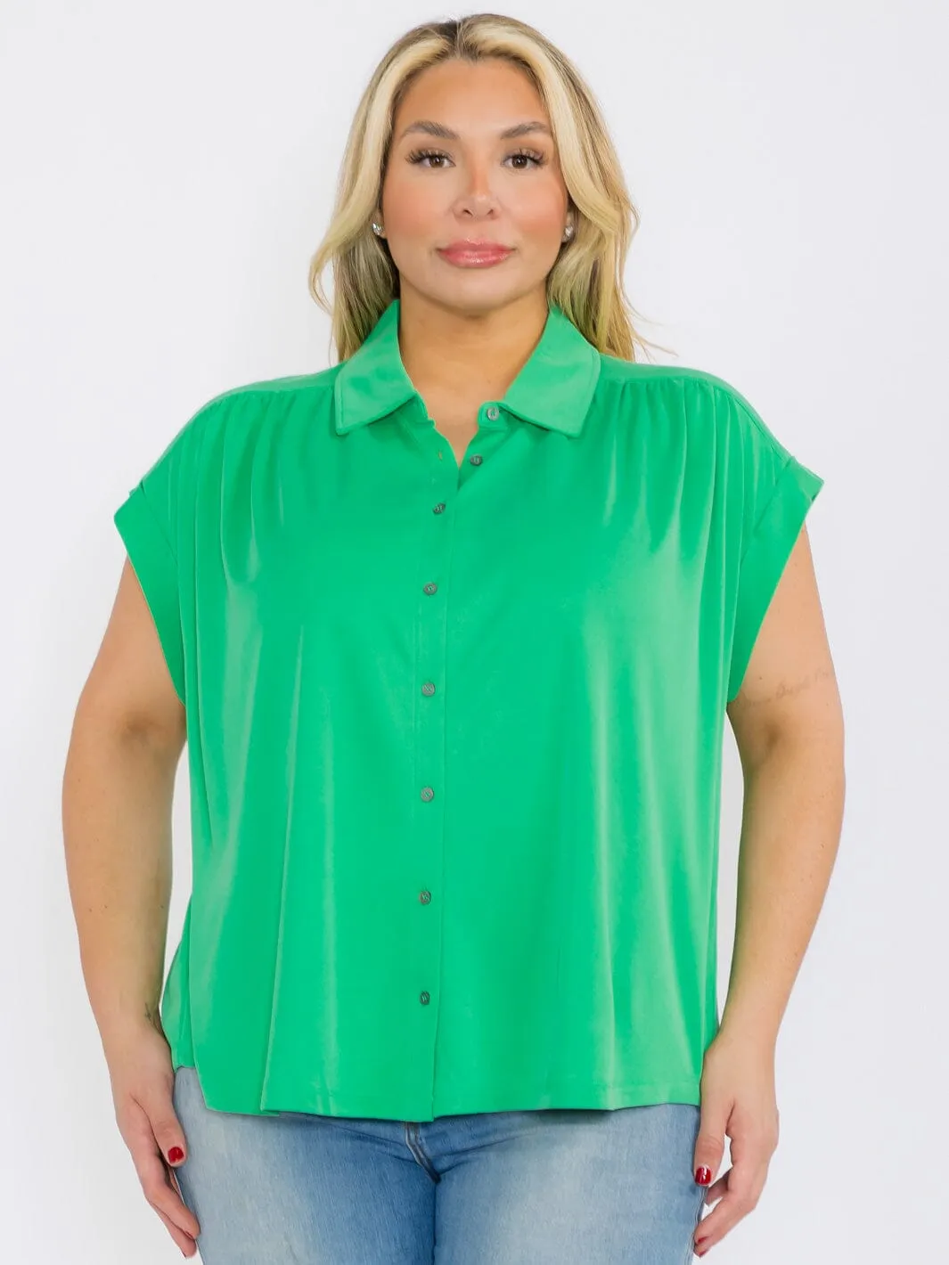 PLUS SIZE SHORT BUTTON UP BLOUSE TOP