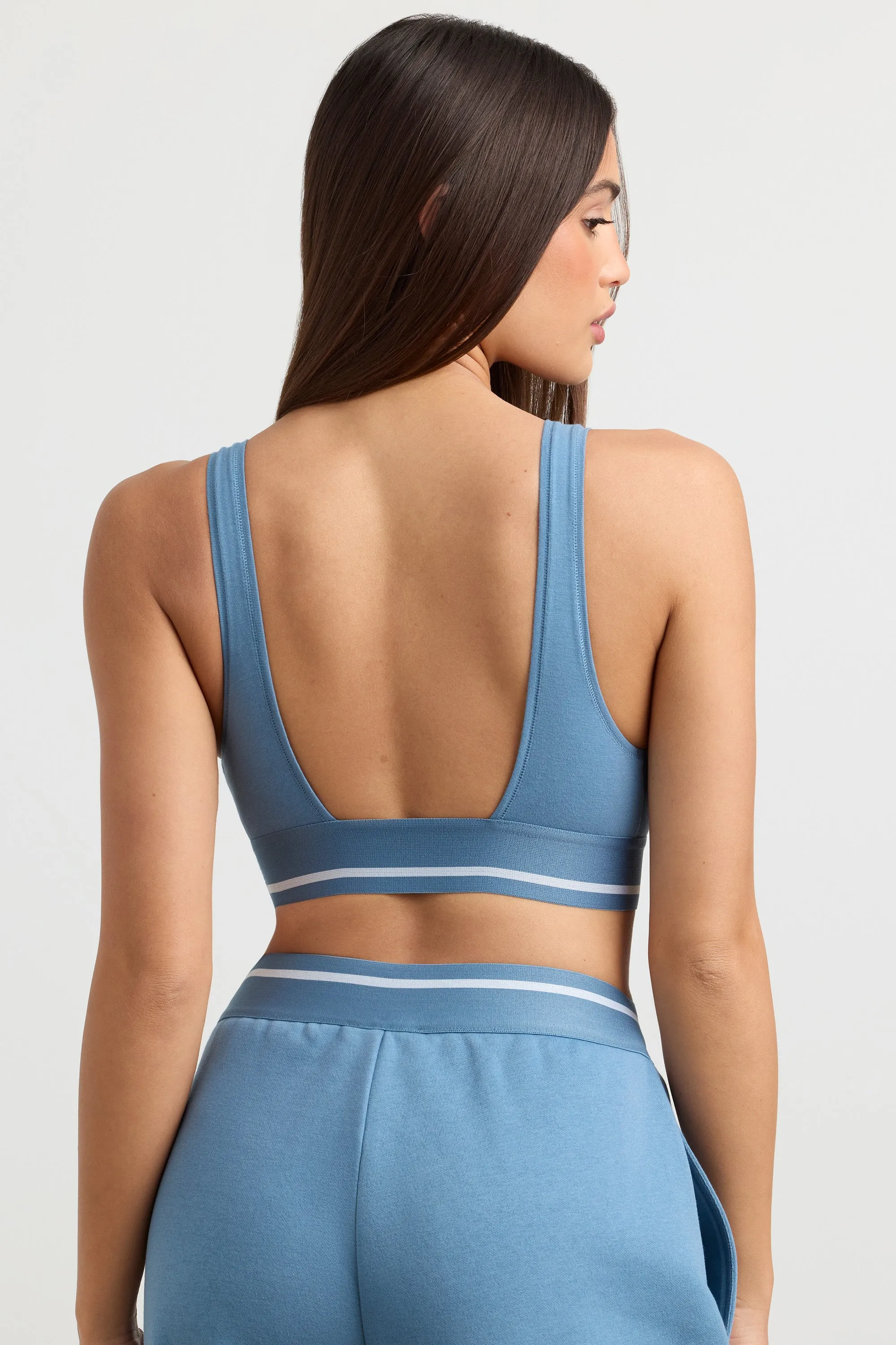 Recreation - Plunge-Neck Sports Bra in Steel Blue