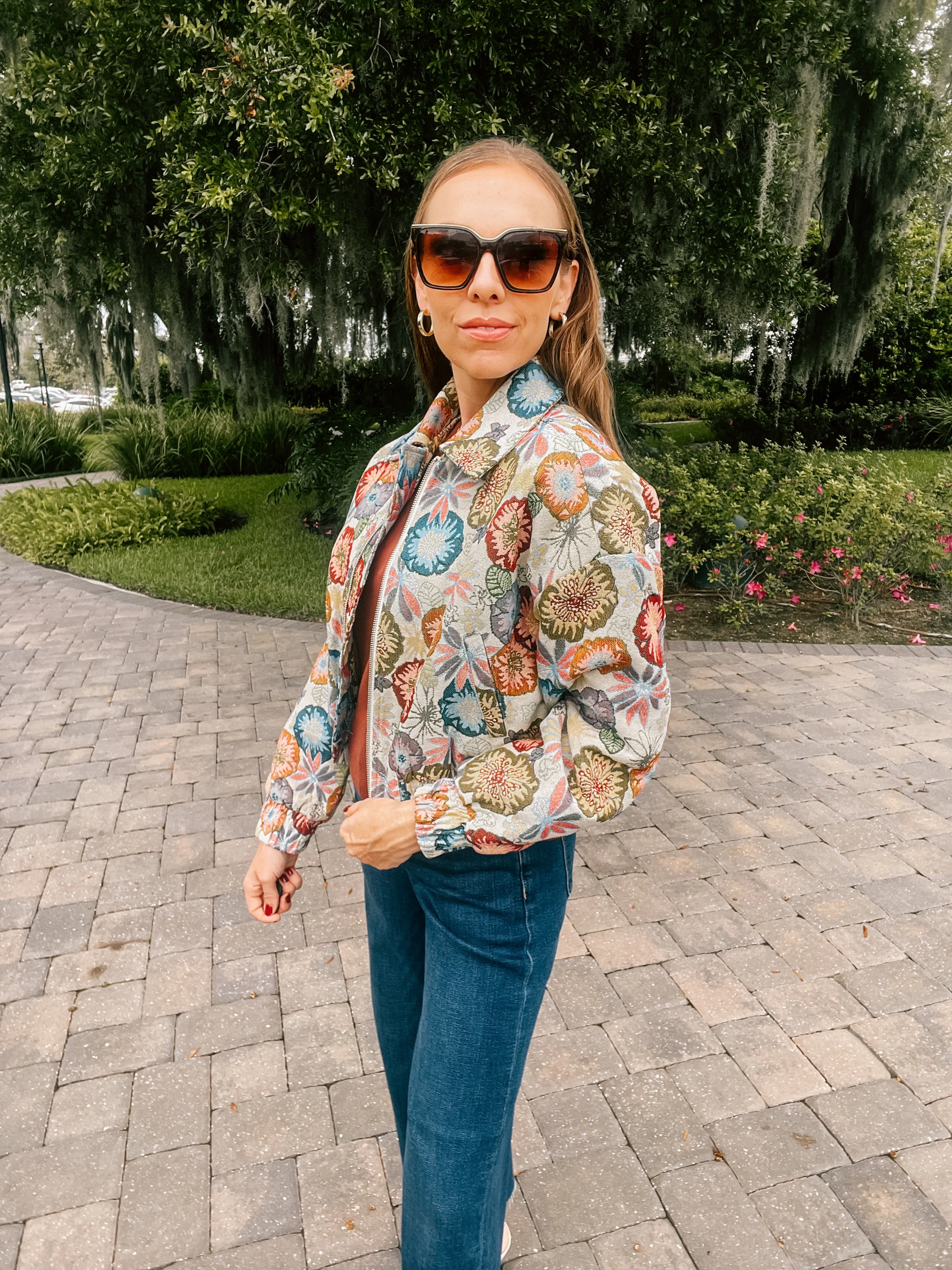 Retro Floral Jacquard Crop Jacket