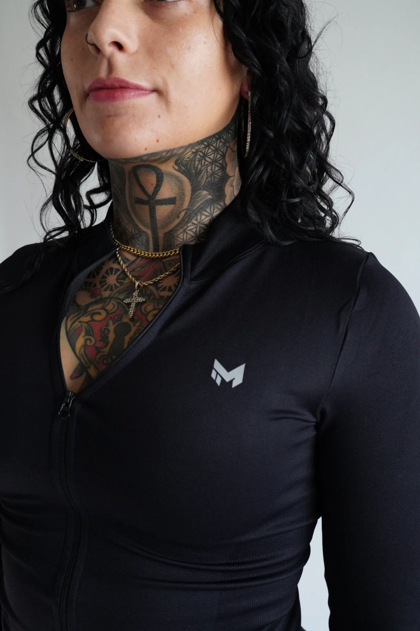 SCULPTED FIT JACKET | BLACK