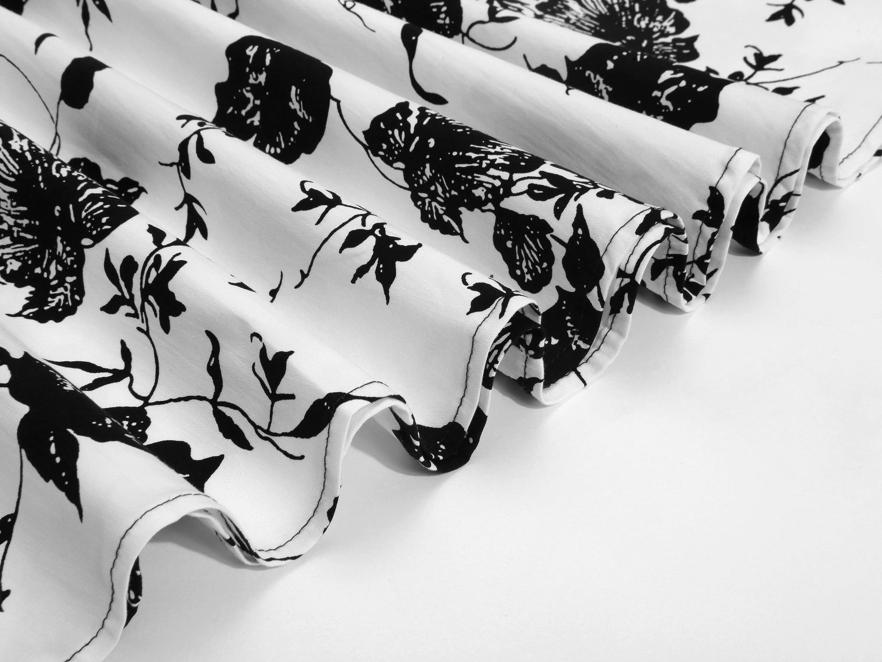 Sleeveless Audrey Hepburn 1950S Vintage Floral Black and White Vintage Dress