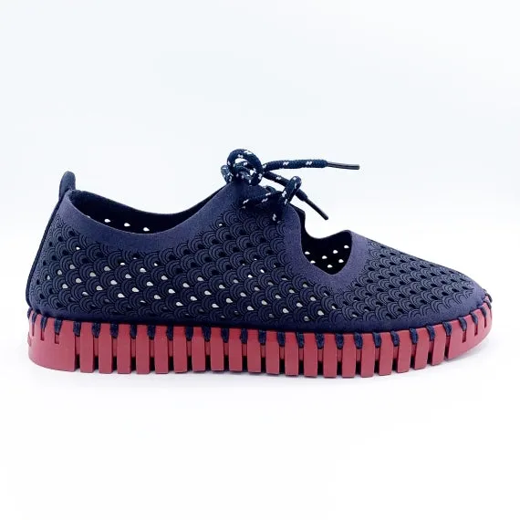 Tie Flat