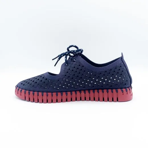 Tie Flat