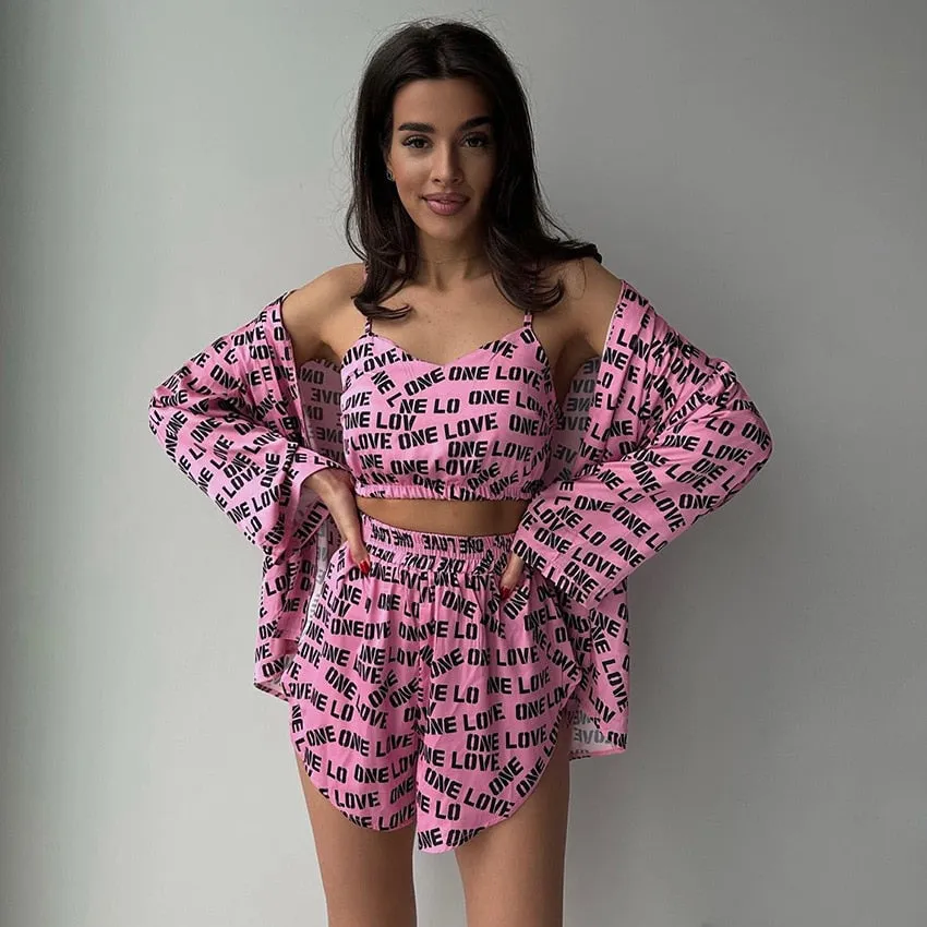 Trendy Chic Ensemble