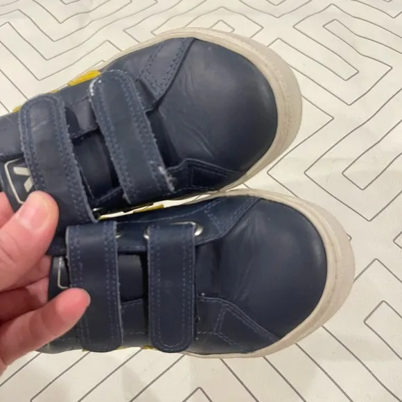 Veja Double Velcro Strap Sneakers