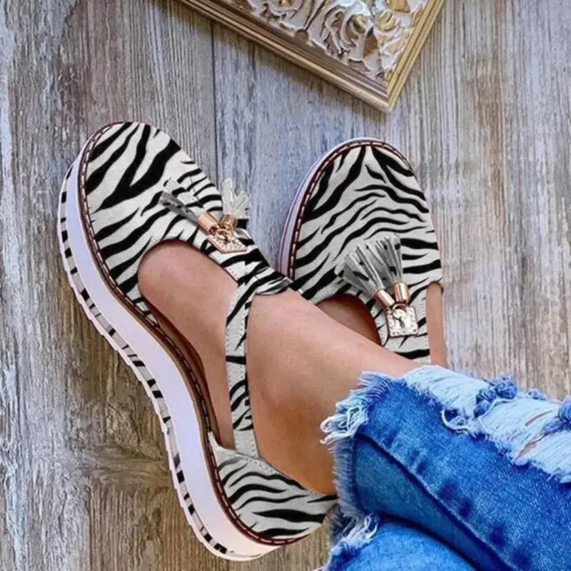 Vella™ - Tassel Platform Flats