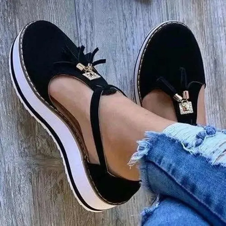 Vella™ - Tassel Platform Flats